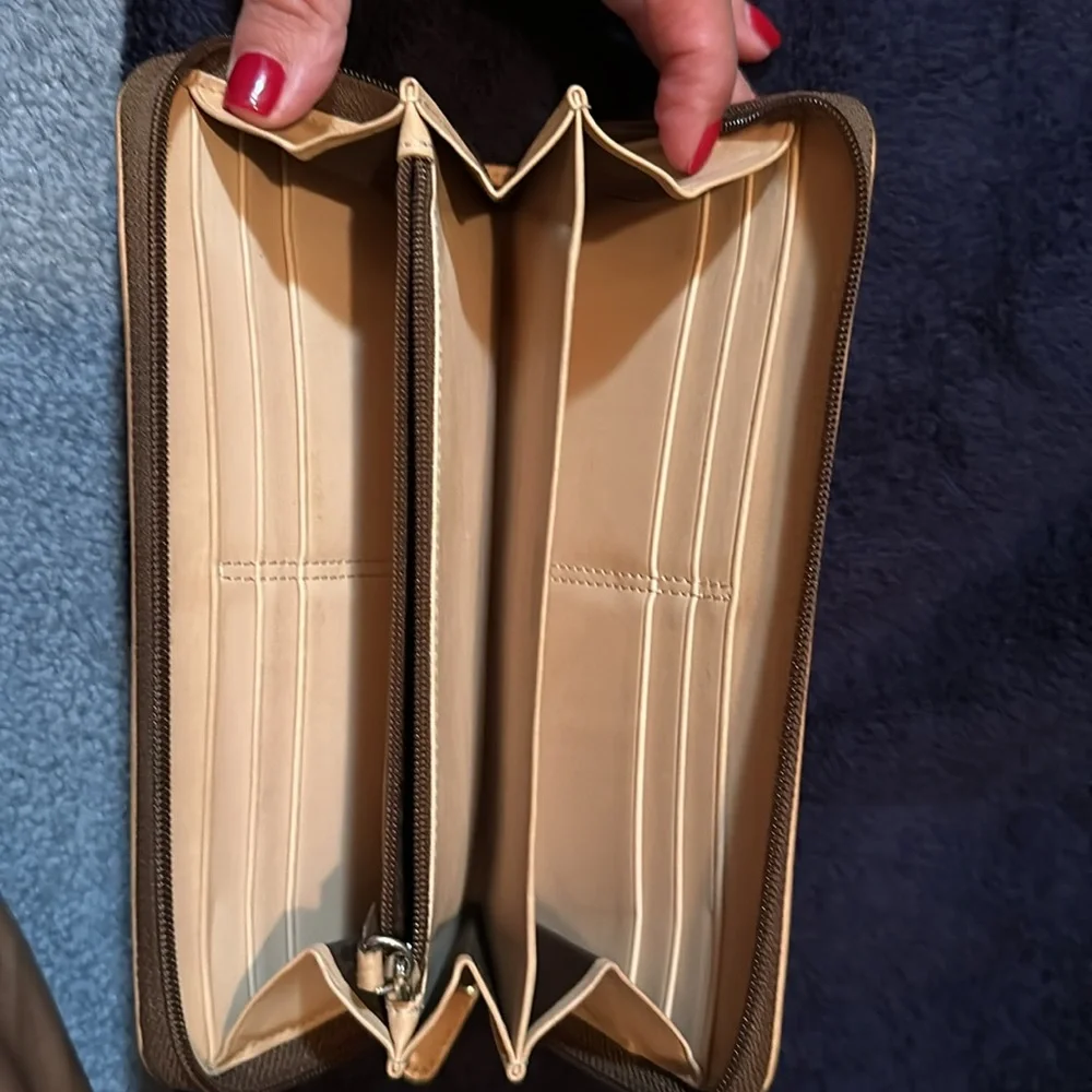 Coach Wallet - Picture 2 of 3